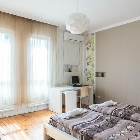 อพาร์ตเมนต์ 2 ห้องนอน 2 ห้องน้ำส่วนตัว ขนาด 100 ตร.ม. – ใจกลางเมืองโซเฟีย Apartment ภายนอก รูปภาพ