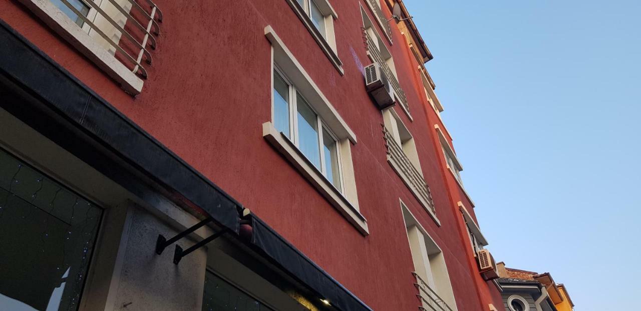 อพาร์ตเมนต์ 2 ห้องนอน 2 ห้องน้ำส่วนตัว ขนาด 100 ตร.ม. – ใจกลางเมืองโซเฟีย Apartment ภายนอก รูปภาพ