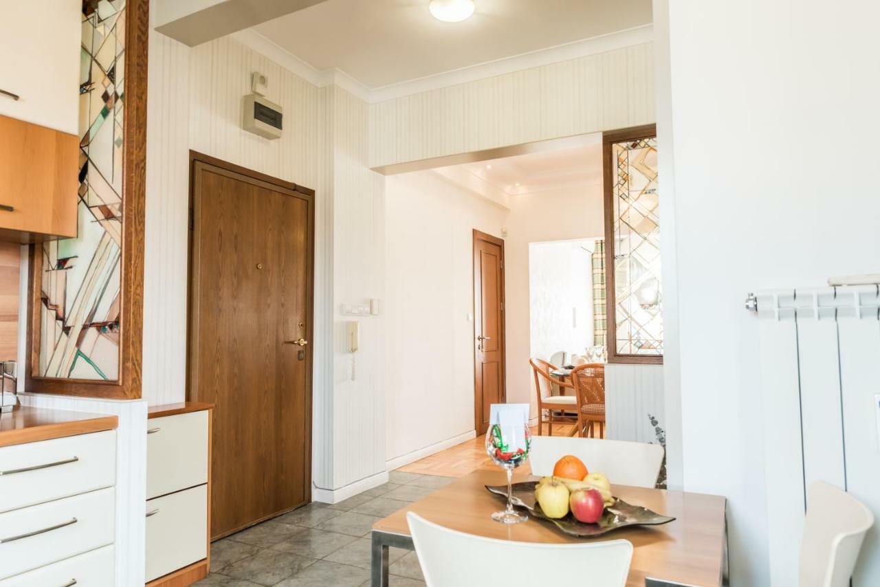 อพาร์ตเมนต์ 2 ห้องนอน 2 ห้องน้ำส่วนตัว ขนาด 100 ตร.ม. – ใจกลางเมืองโซเฟีย Apartment ภายนอก รูปภาพ