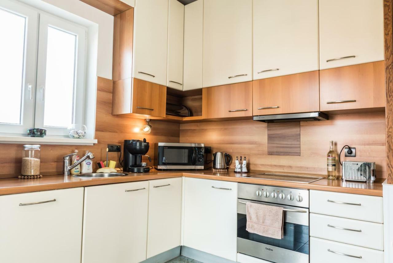 อพาร์ตเมนต์ 2 ห้องนอน 2 ห้องน้ำส่วนตัว ขนาด 100 ตร.ม. – ใจกลางเมืองโซเฟีย Apartment ภายนอก รูปภาพ